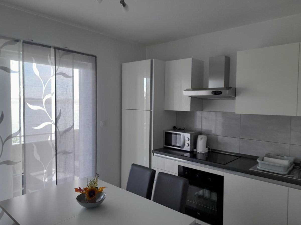 Apartmani Antea Starigrad Paklenica Værelse billede